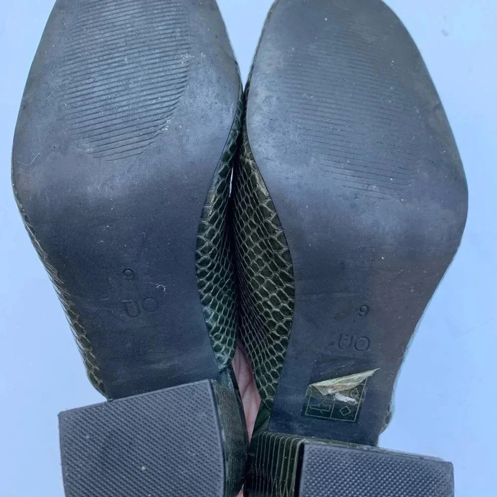 Urban Outfitters Faux Snakeskin Mule Size 9 - Picture 4 of 6